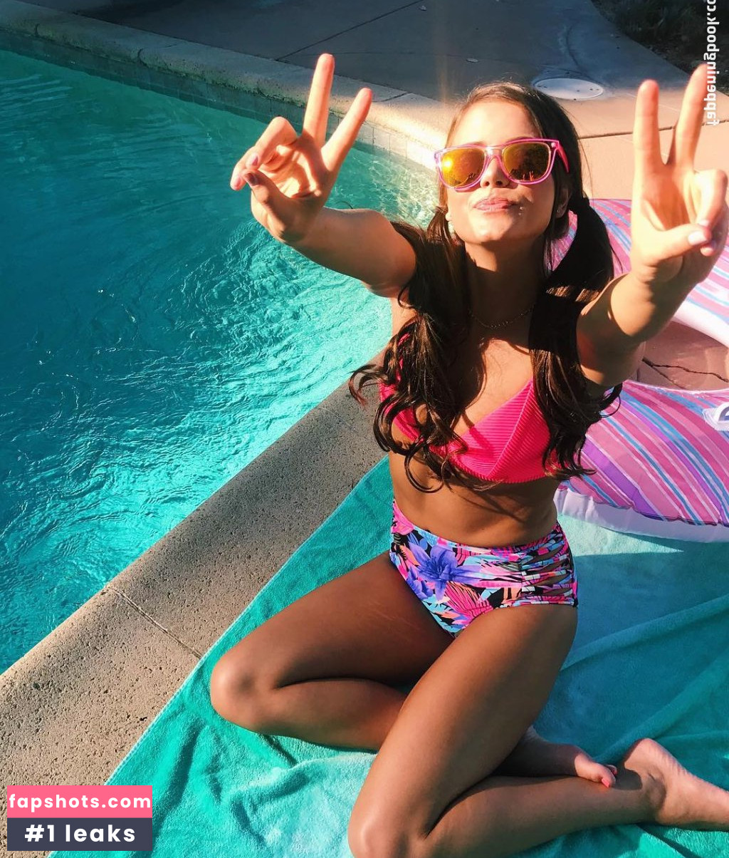 Tiffany Alvord gallery photo #41