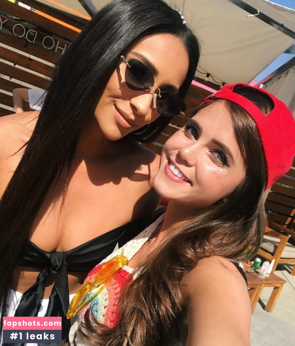 Tiffany Alvord gallery photo #44