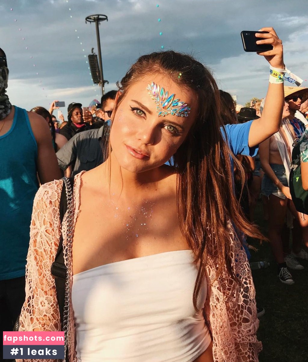 Tiffany Alvord gallery photo #47