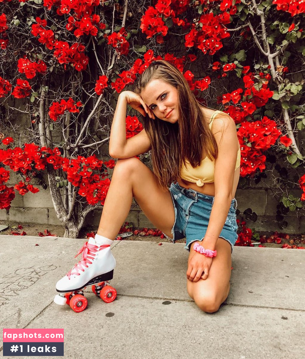 Tiffany Alvord gallery photo #64