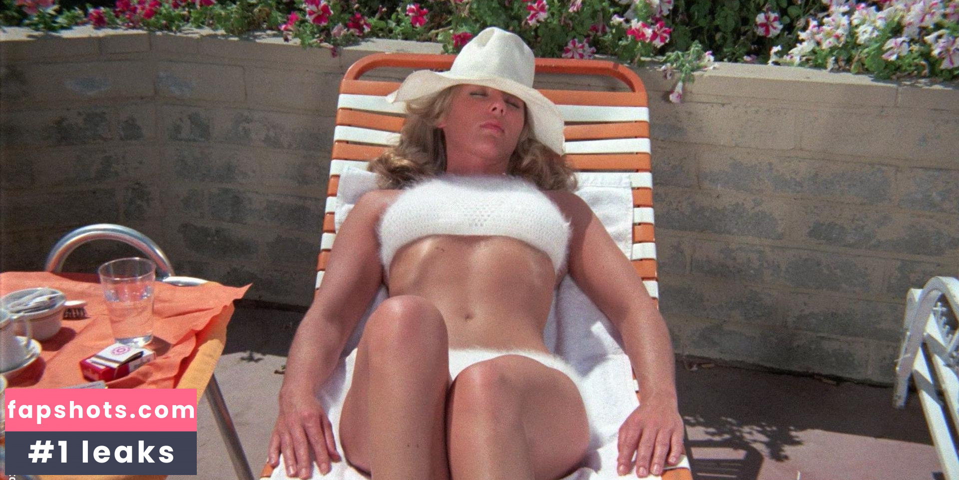 Tiffany Bolling nude babe gallery