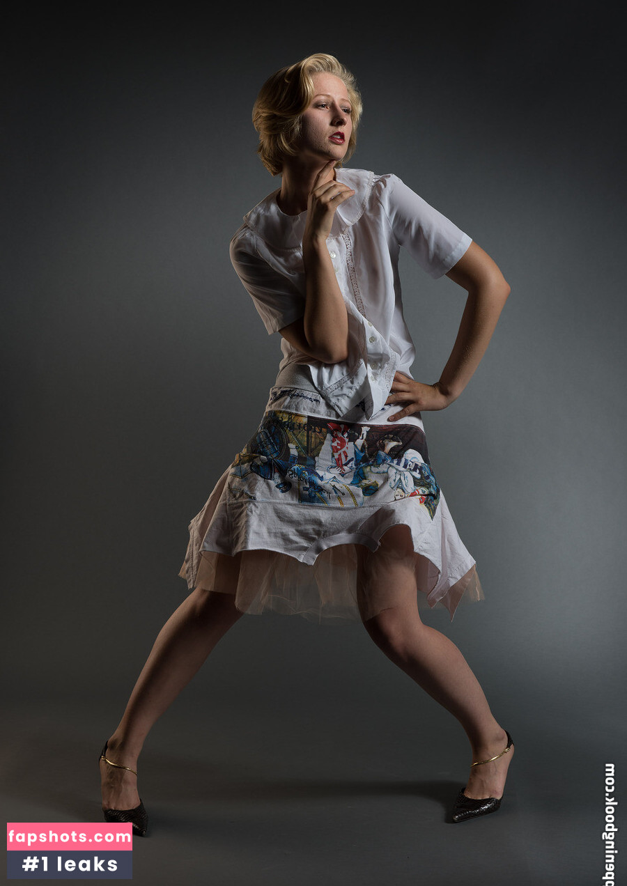 Tiffany Helms gallery photo #18