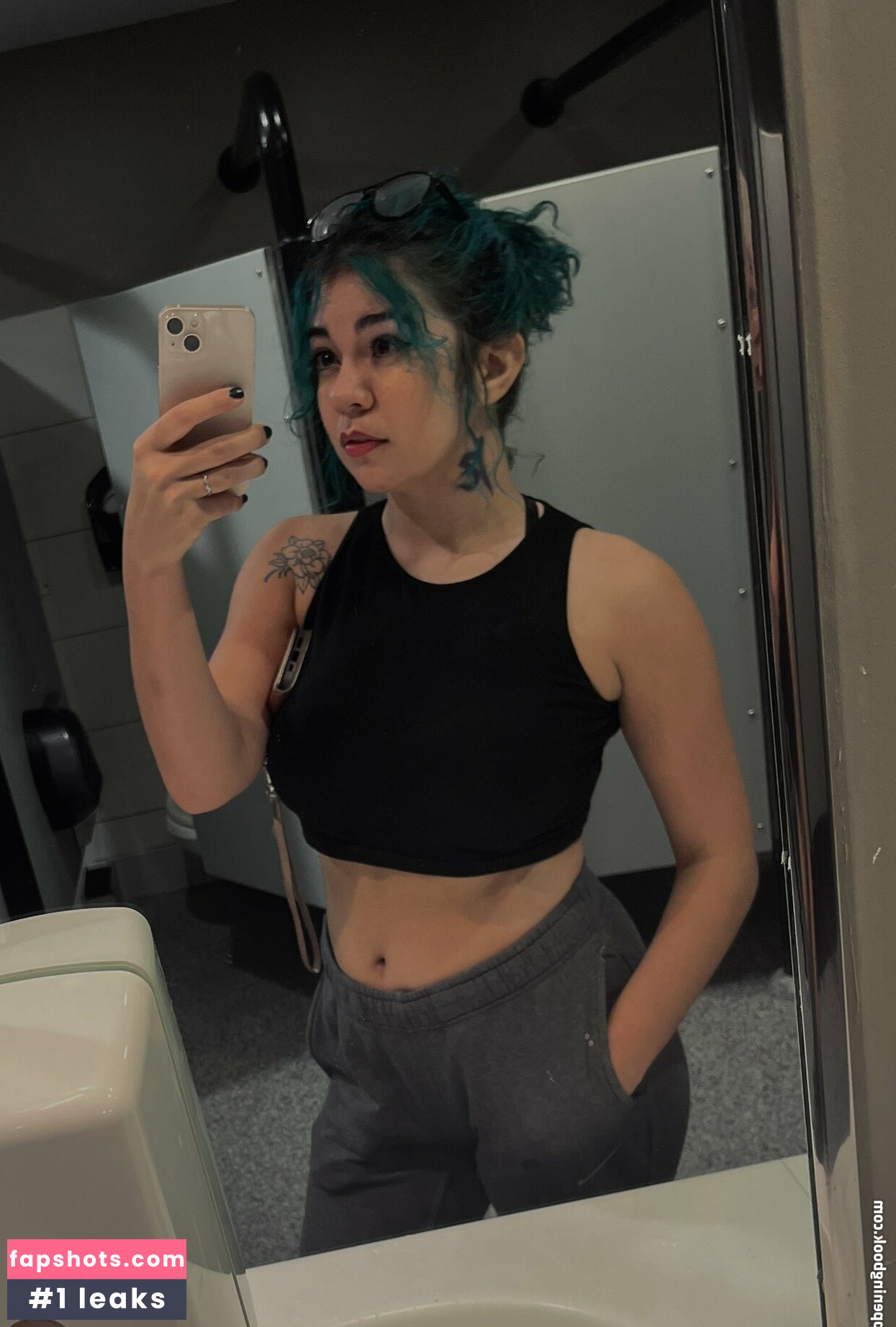 Tiffany Lockheart Nude Leaks OnlyFans Photos #233 - LeakJerk