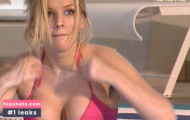 Tiffany Mulheron gallery photo #17