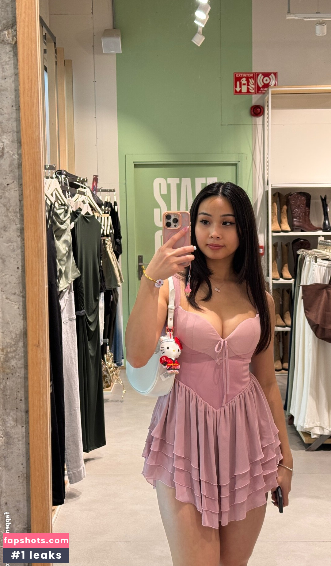 _tiffles Nude Leaks OnlyFans Photos #4 - LeakJerk