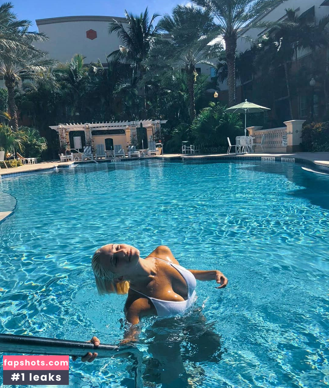 Tijana Petrovic gallery photo #16