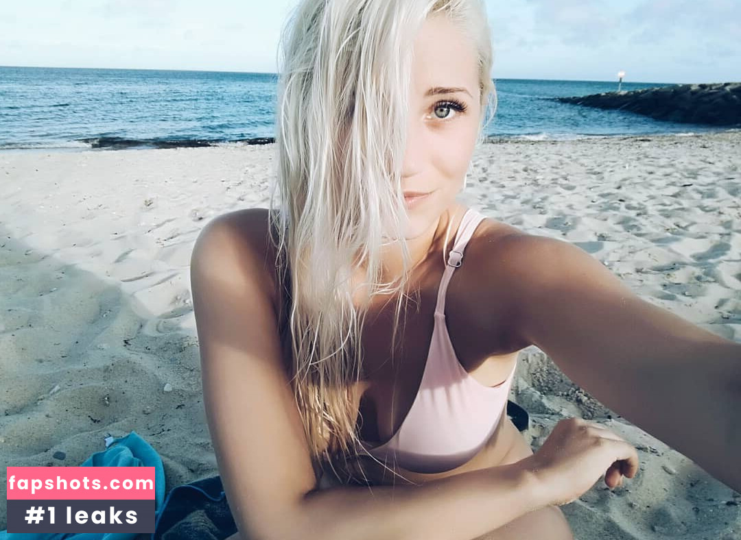 Tijana Petrovic gallery photo #6