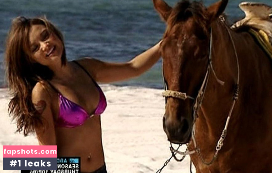 Tila Tequila gallery photo #103