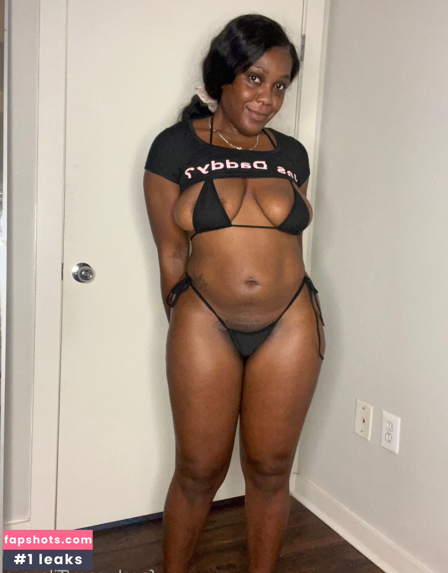 Tilaxoxo gallery photo #14