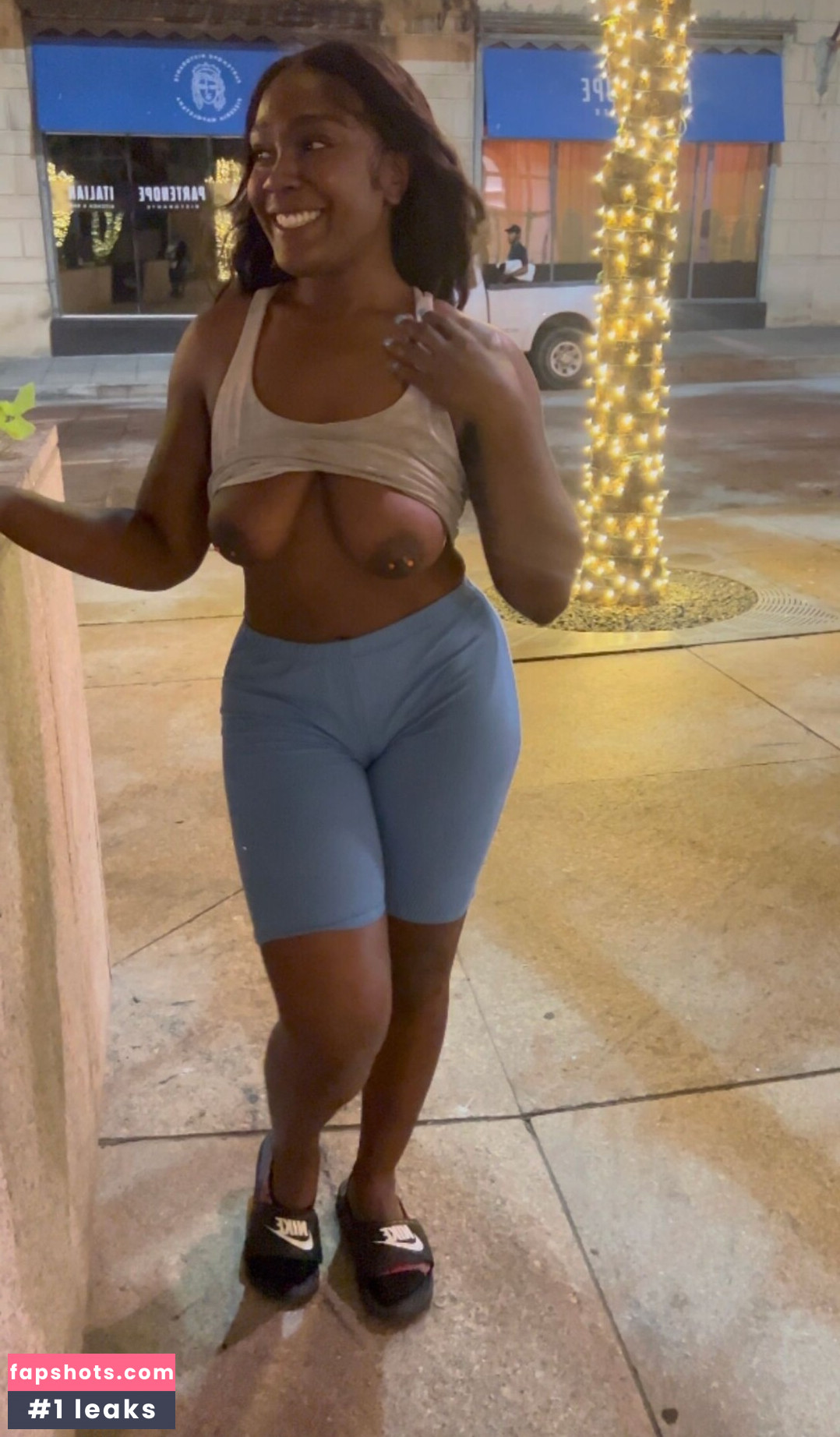 Tilaxoxo gallery photo #8