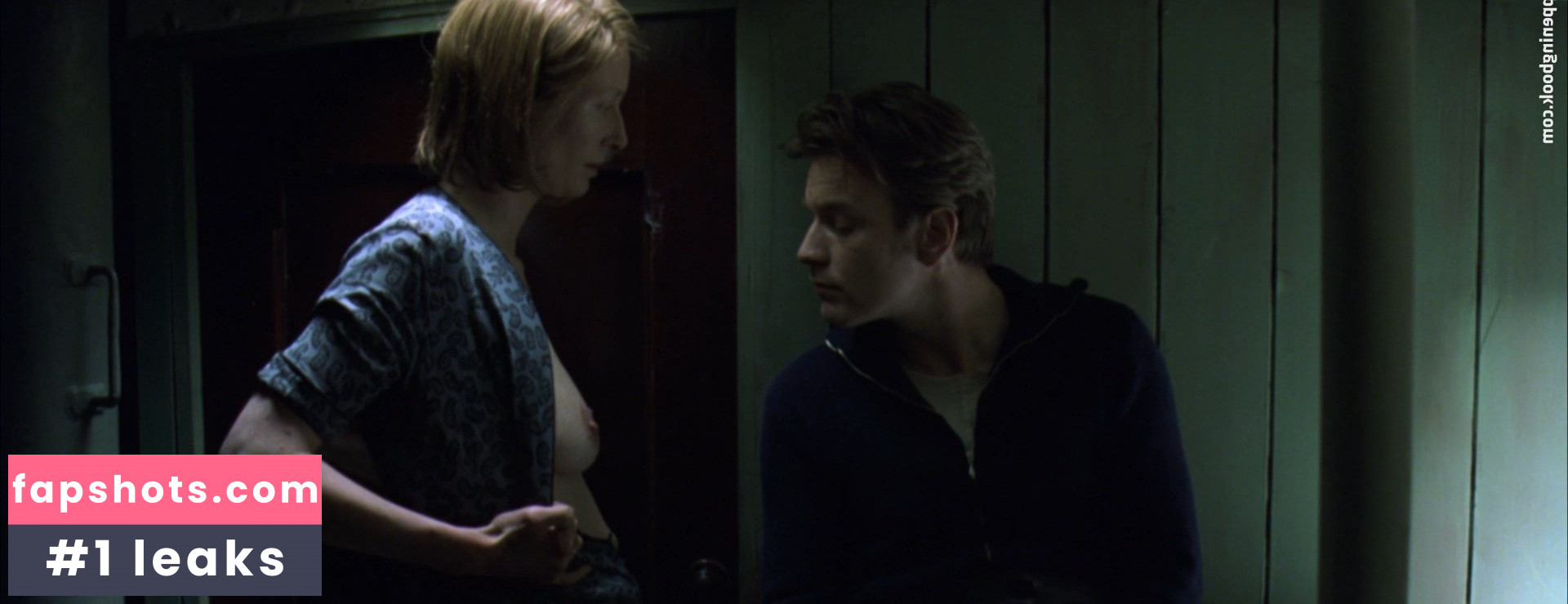 Tilda Swinton Nahé úniky fotek pouze od fanoušků #49 - Fapshots