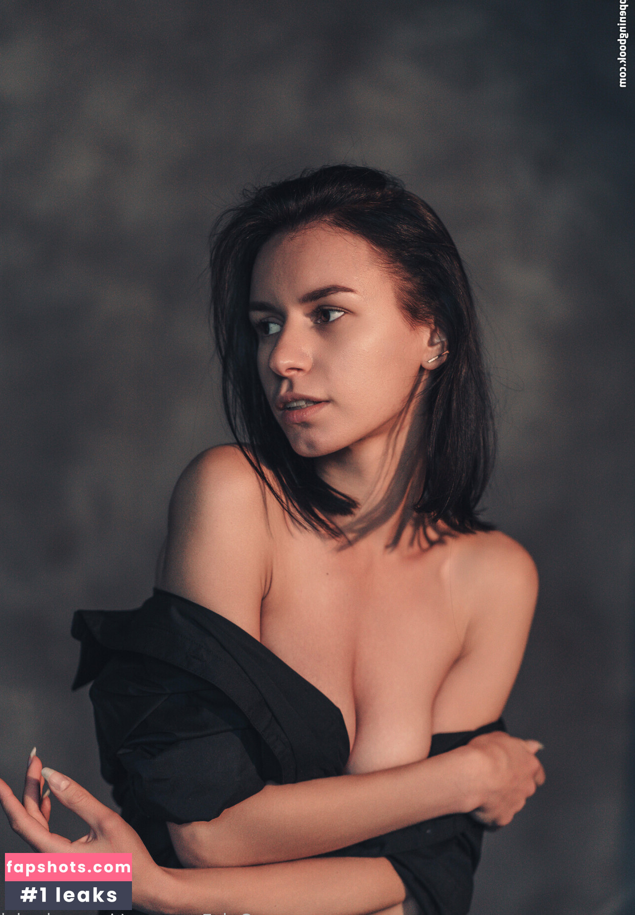 tina.asphodel gallery photo #27