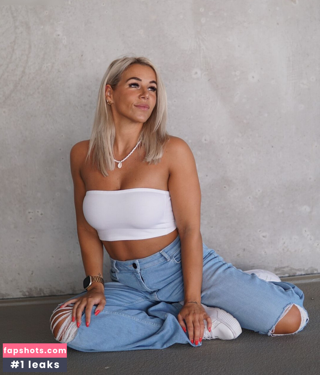 Tina Bambina gallery photo #8