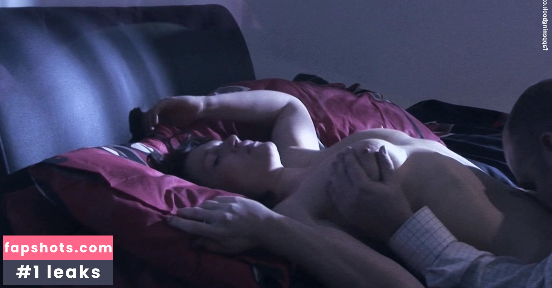 Tina Barnes gallery photo #5