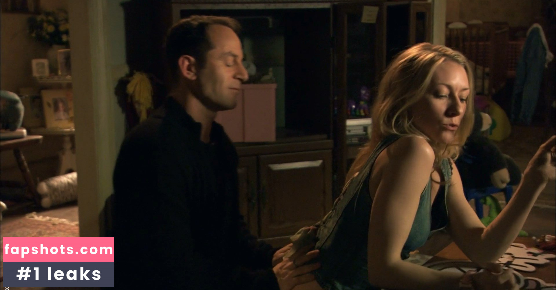 Tina Benko gallery photo #4