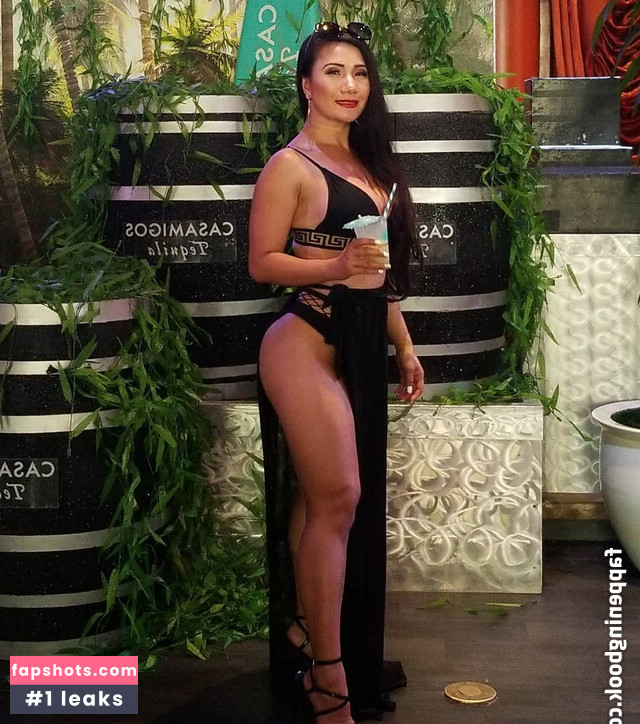 Tina Khm gallery photo #17