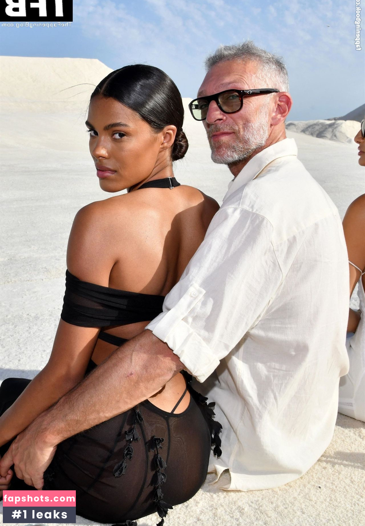 Tina Kunakey gallery photo #109