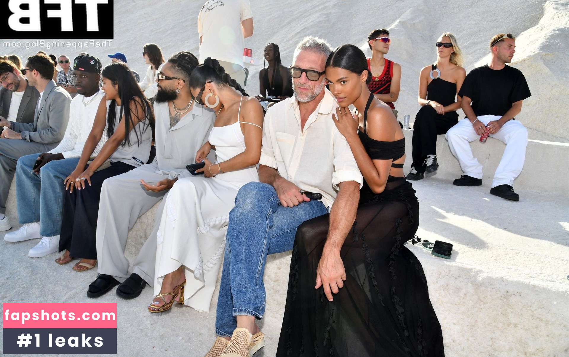 Tina Kunakey gallery photo #113