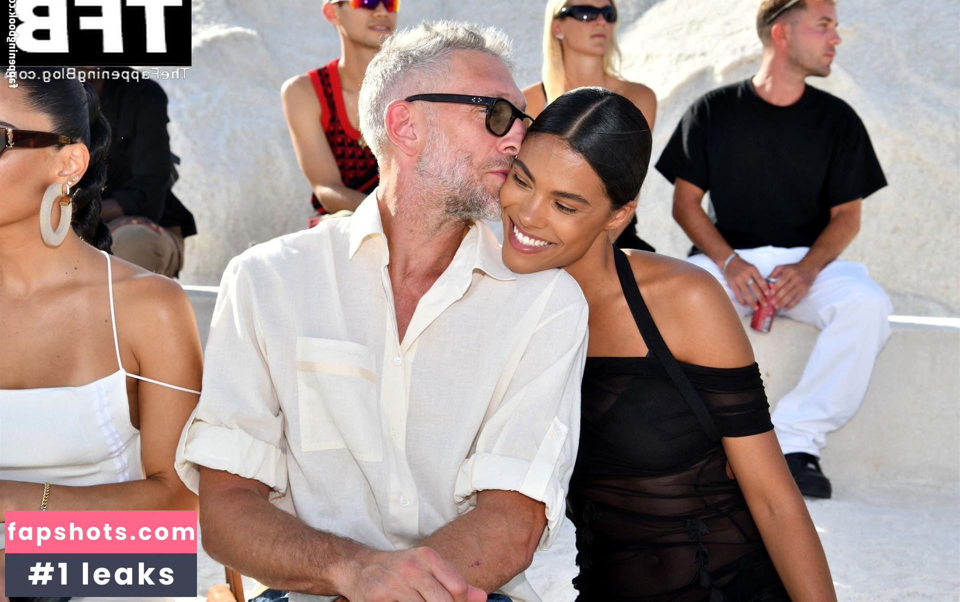 Tina Kunakey gallery photo #114