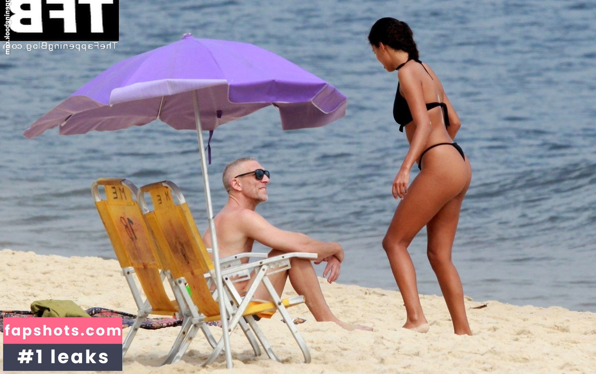 Tina Kunakey gallery photo #167