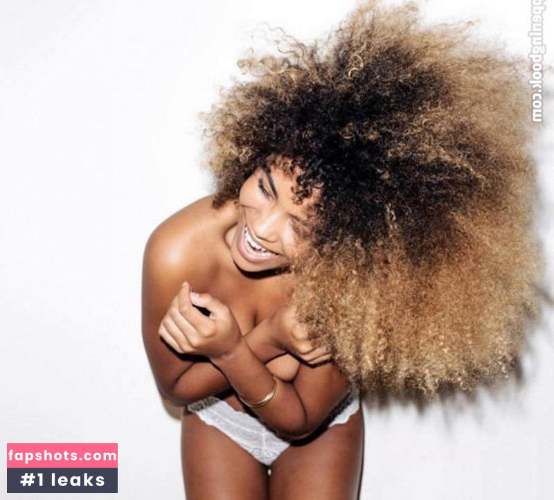 Tina Kunakey gallery photo #246