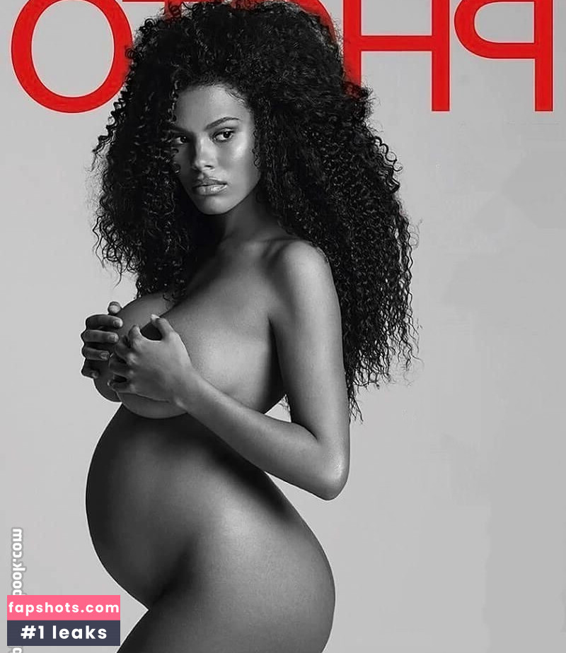 Tina Kunakey gallery photo #247