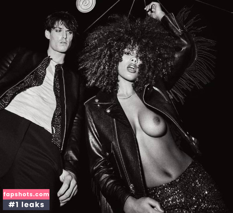 Tina Kunakey gallery photo #255