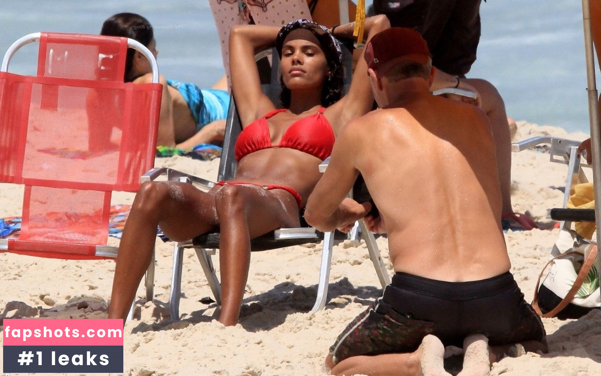 Tina Kunakey gallery photo #303