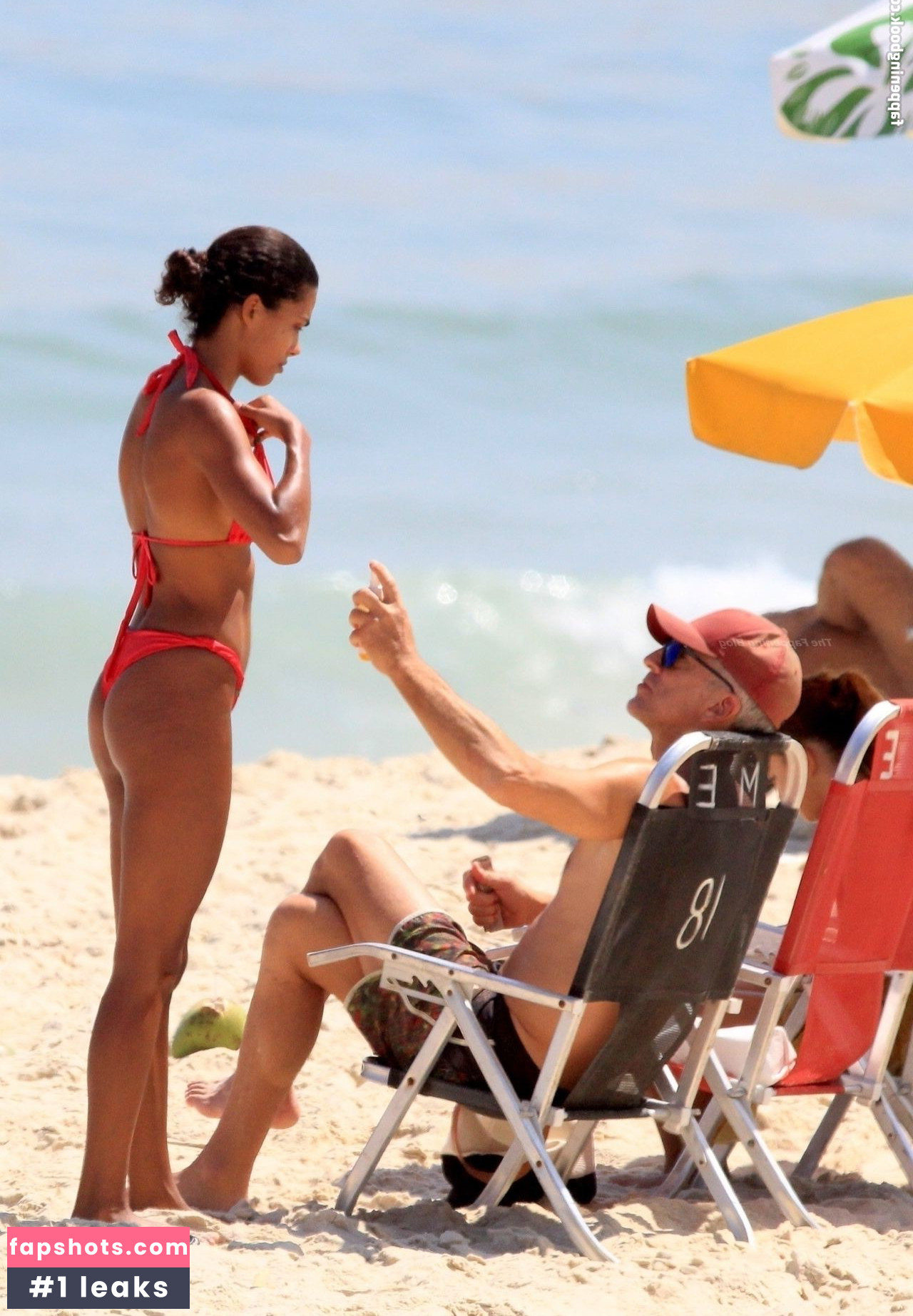 Tina Kunakey gallery photo #308