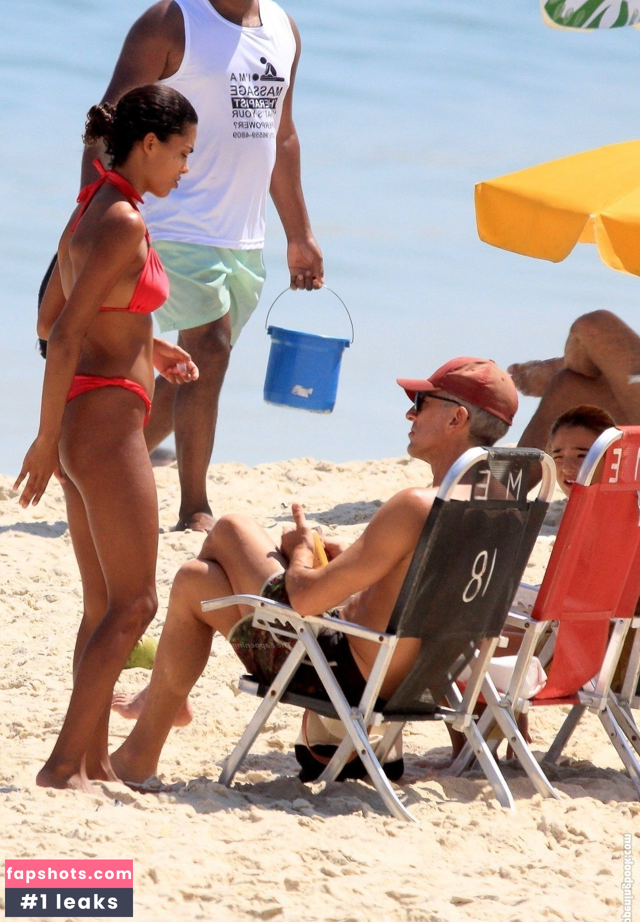 Tina Kunakey gallery photo #312