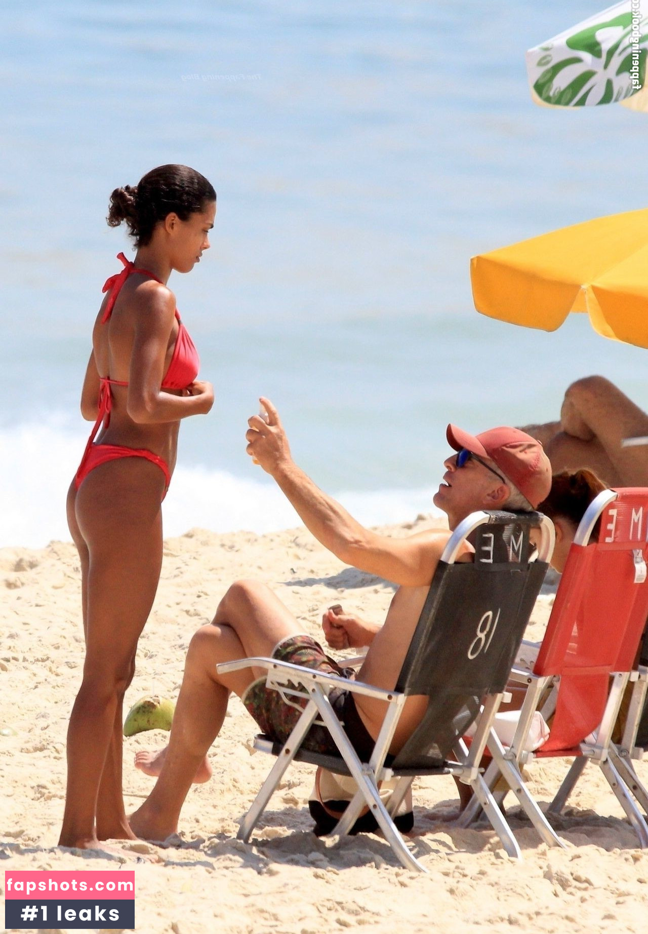 Tina Kunakey gallery photo #316