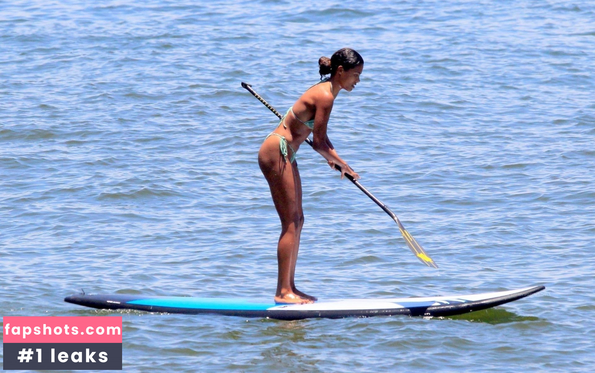 Tina Kunakey gallery photo #333