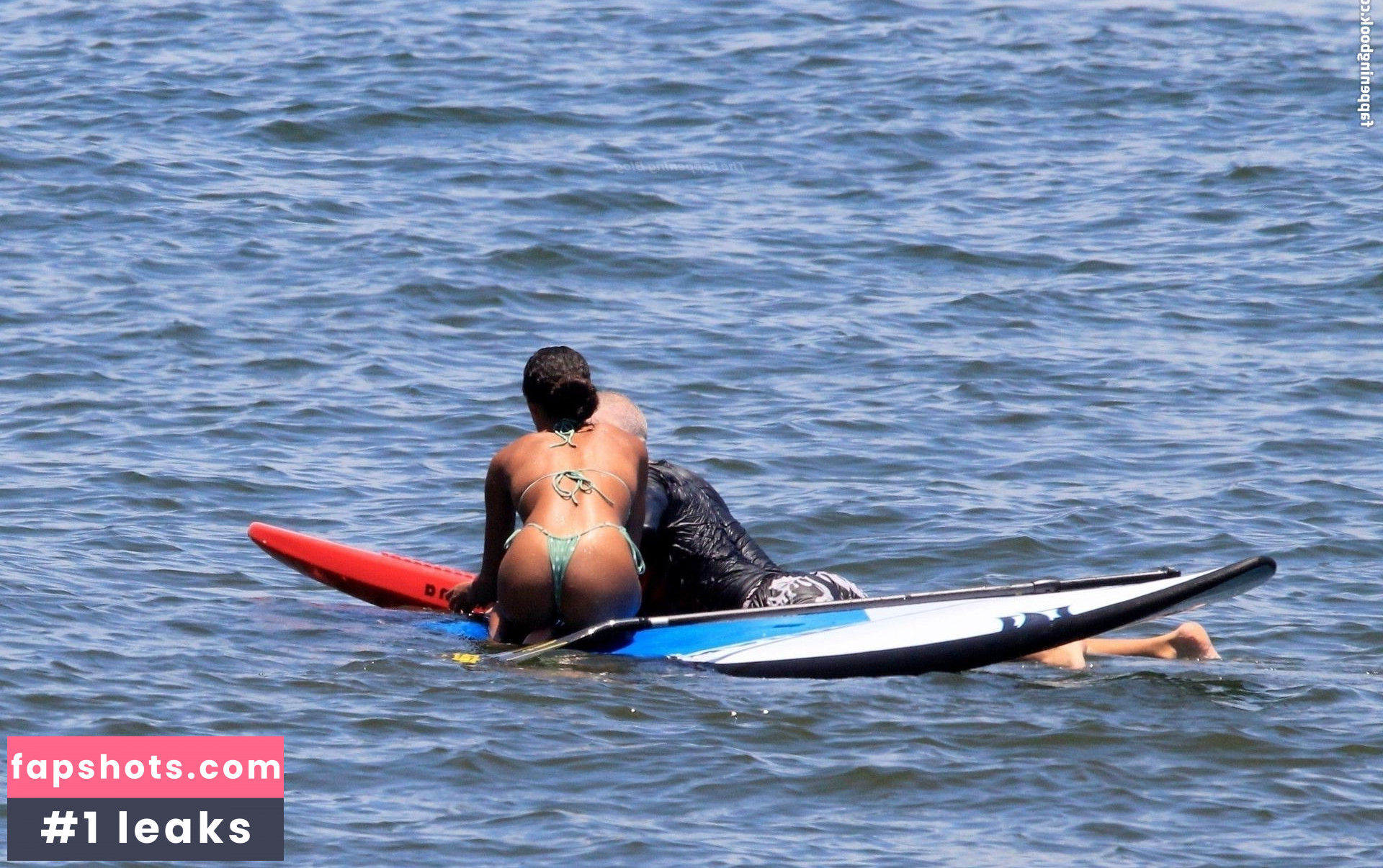 Tina Kunakey gallery photo #337