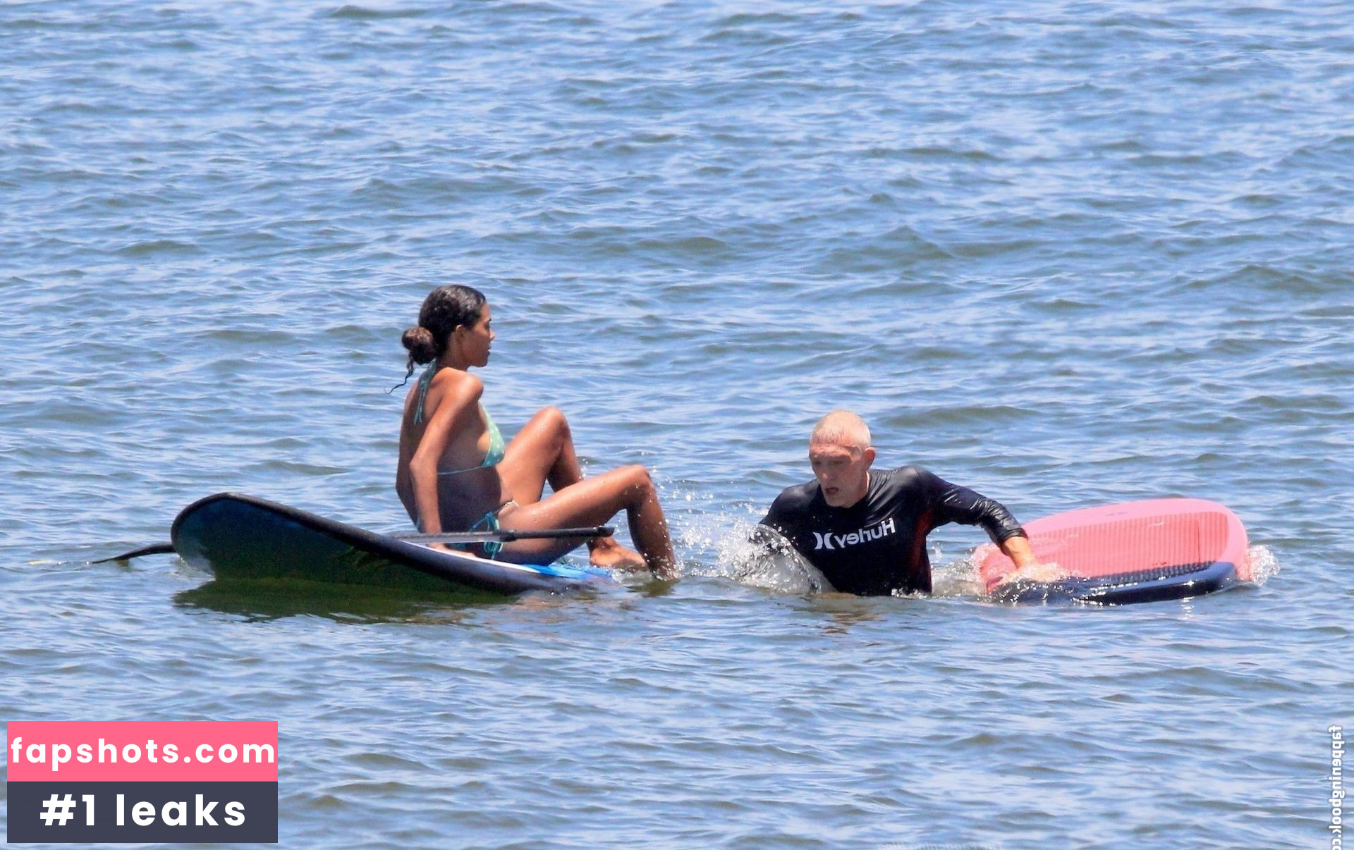 Tina Kunakey gallery photo #343