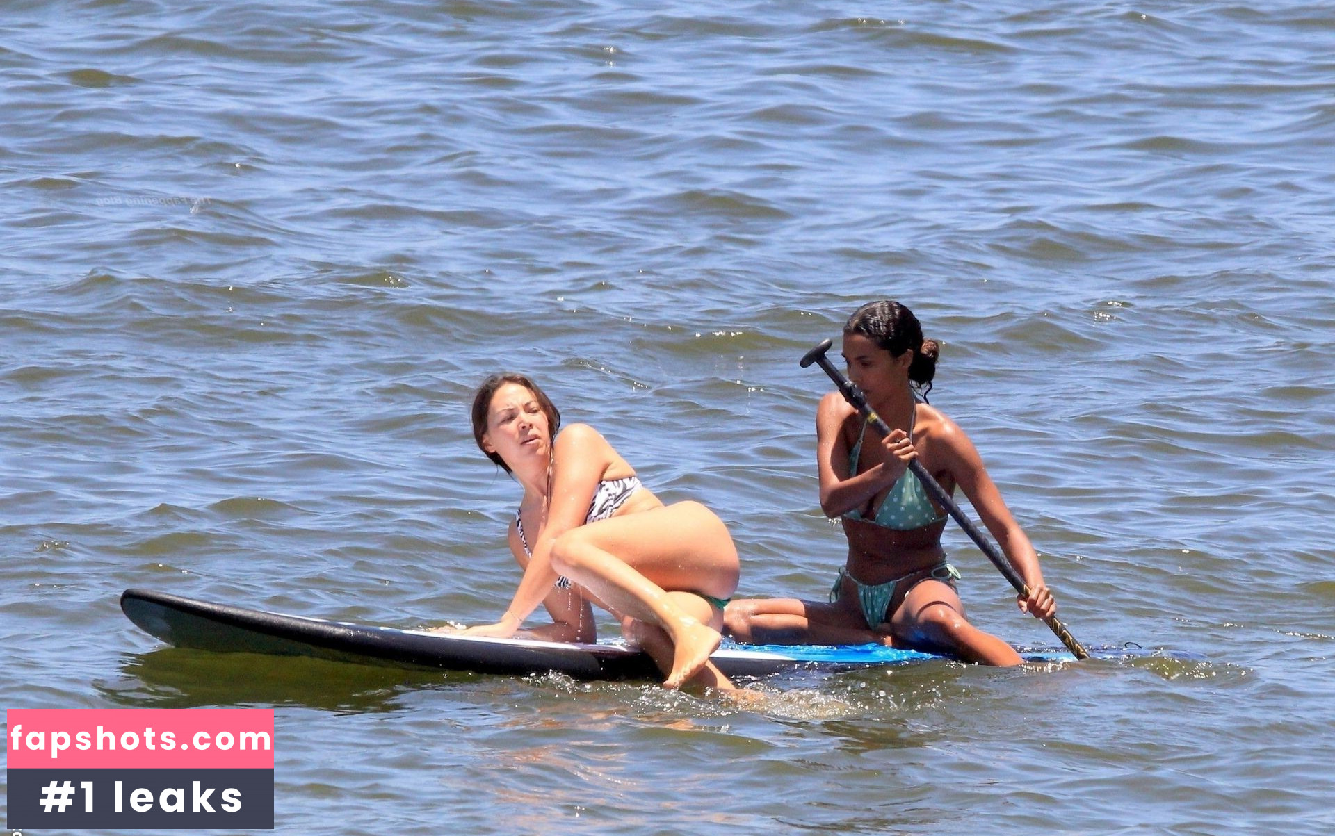 Tina Kunakey gallery photo #344