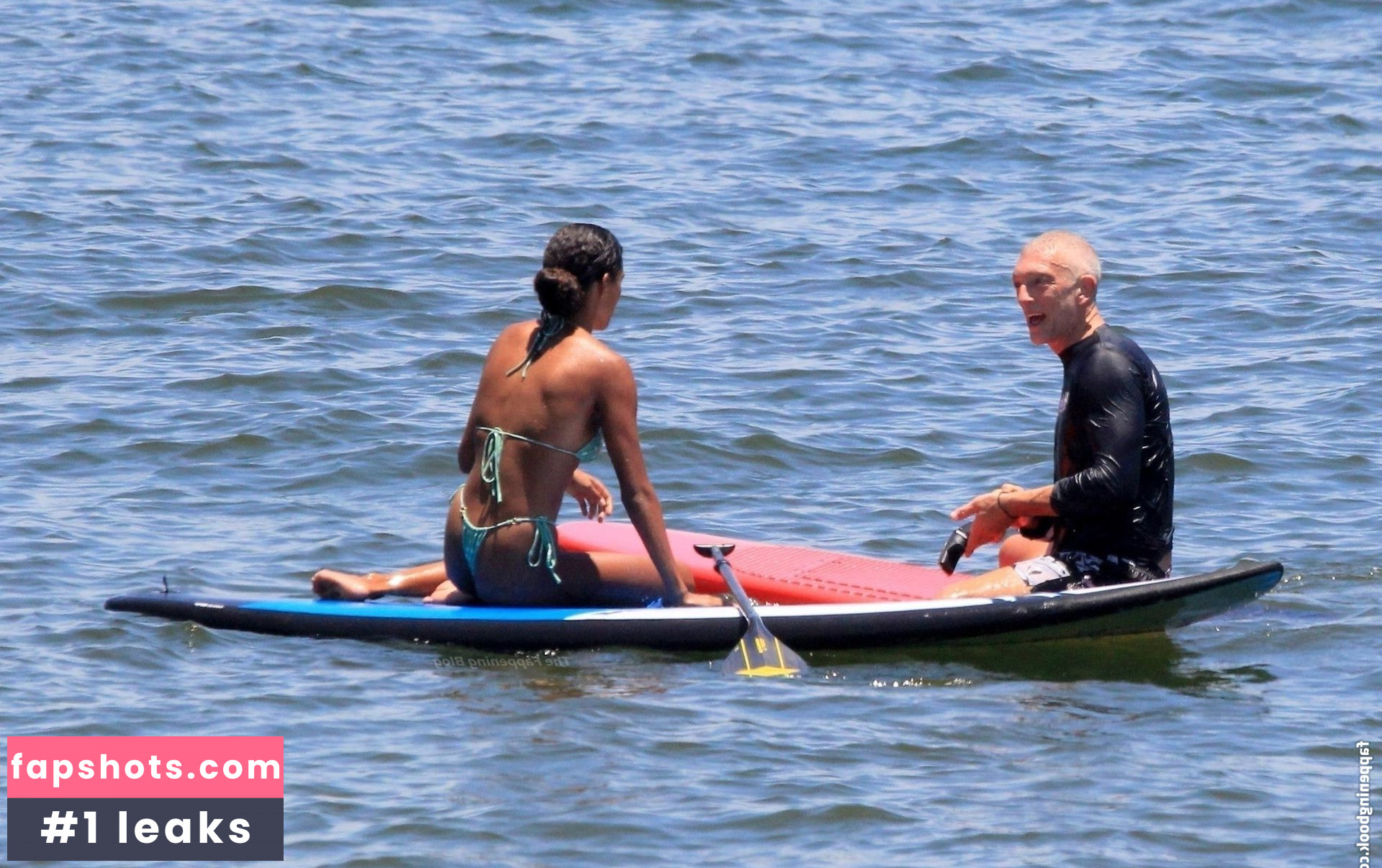 Tina Kunakey gallery photo #361