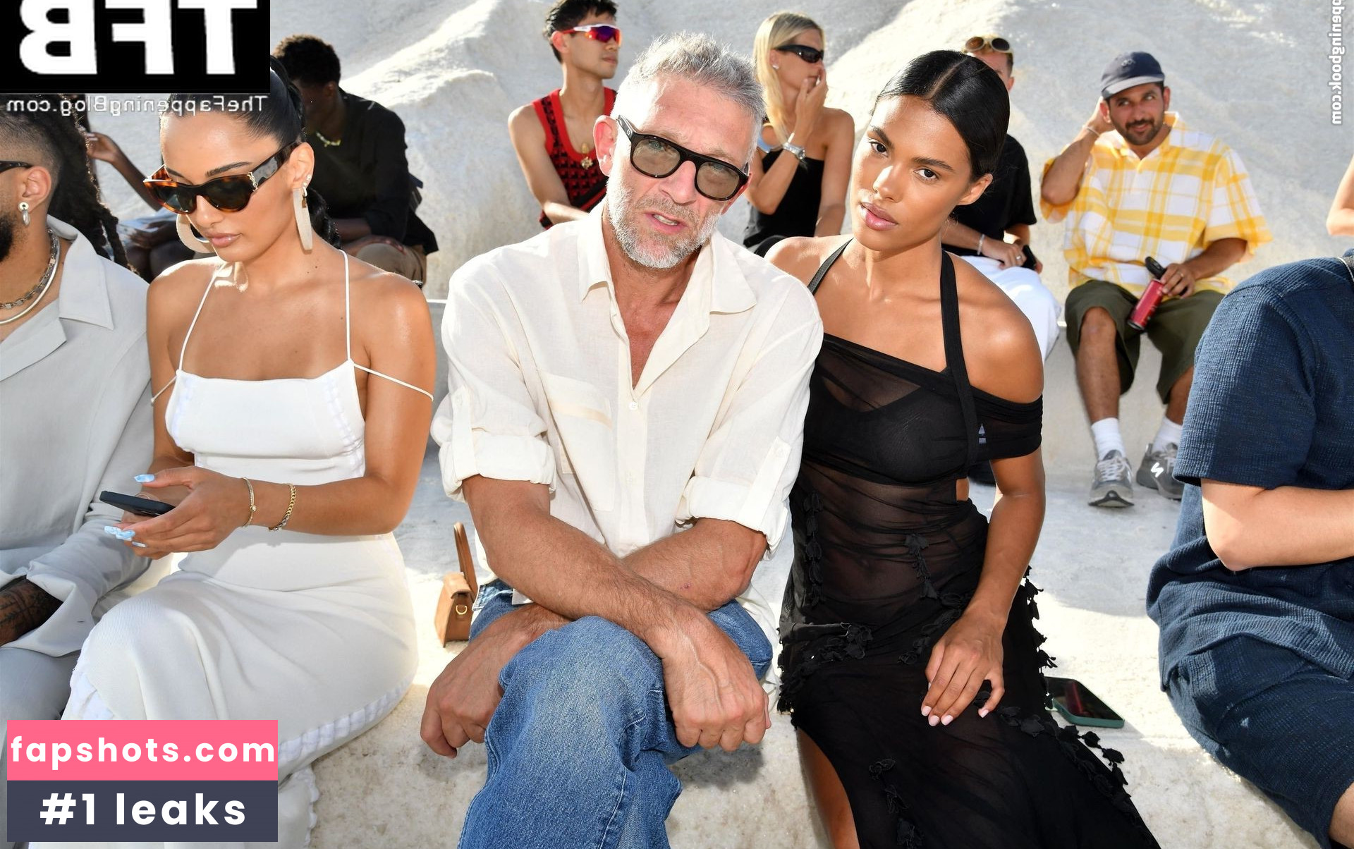 Tina Kunakey gallery photo #84