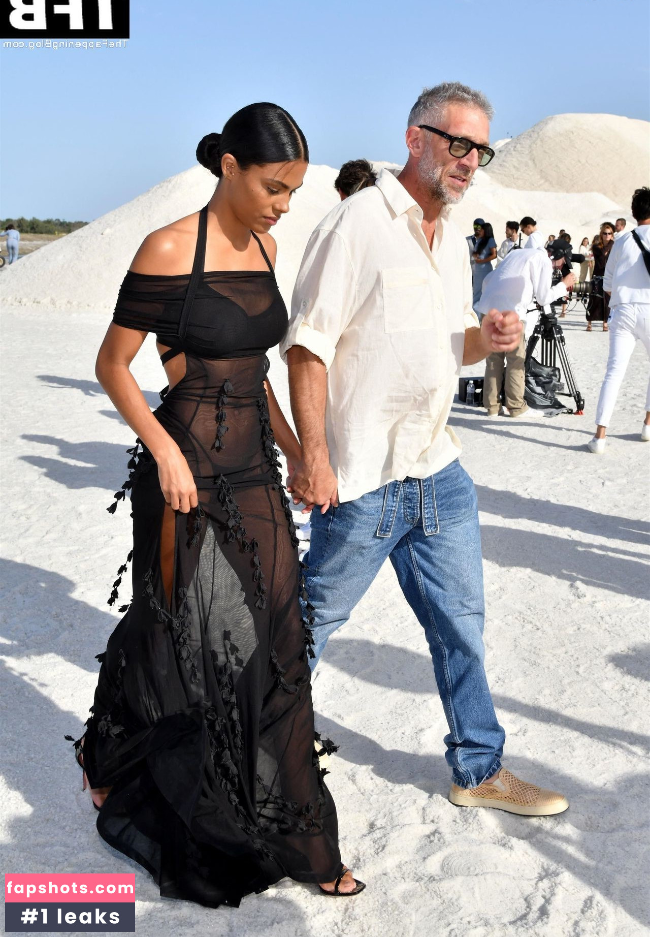 Tina Kunakey gallery photo #89