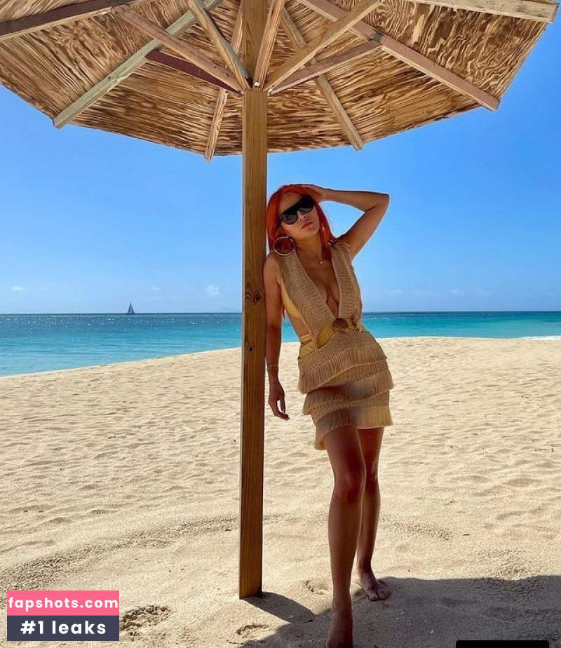 Tina Leung gallery photo #11