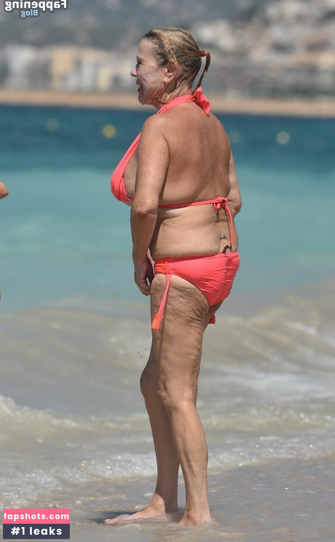 Tina Malone gallery photo #7