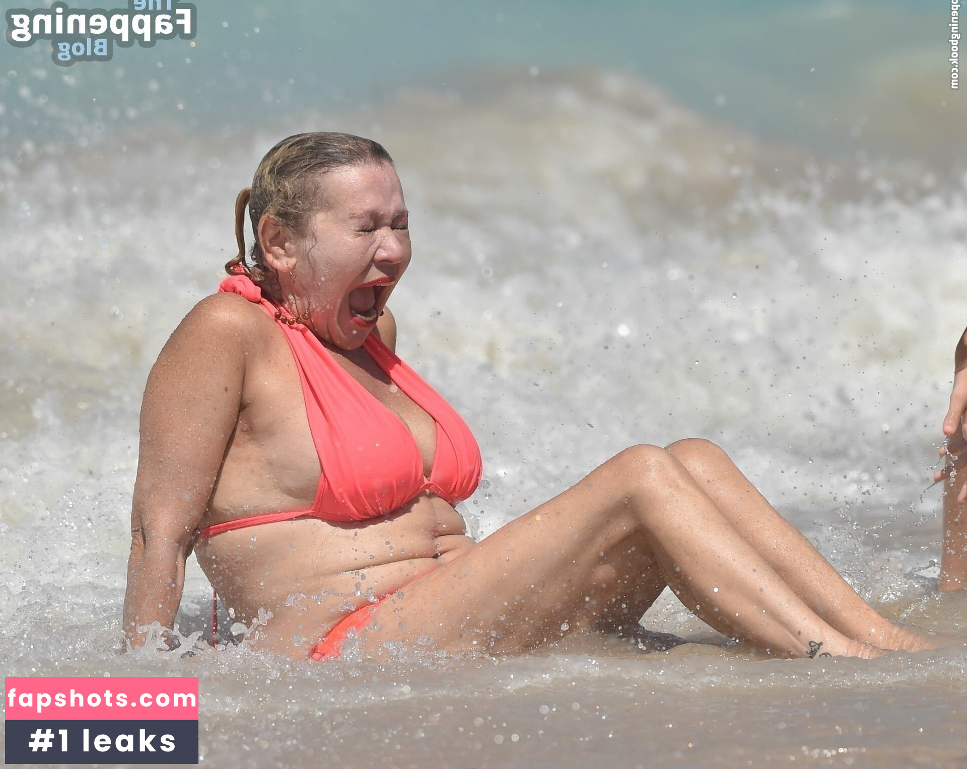 Tina Malone gallery photo #8