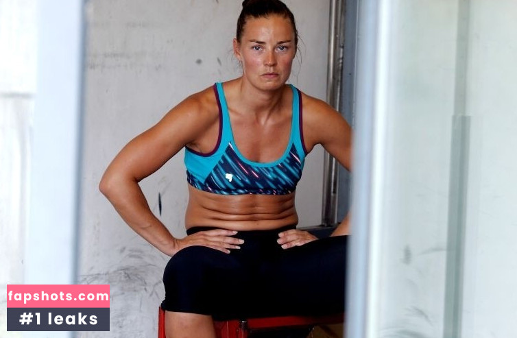 Tina Maze nude babe gallery