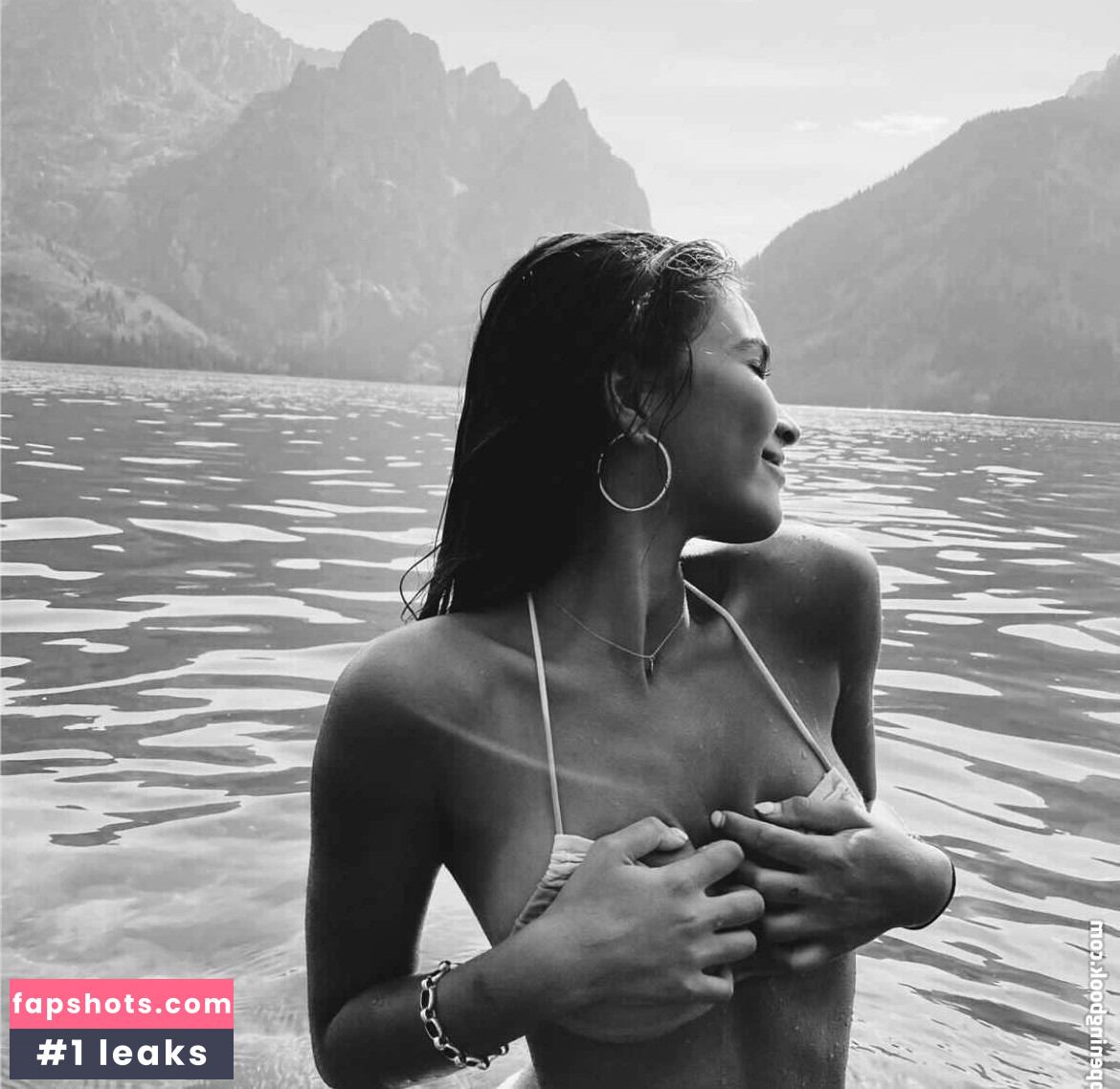 Tina Tonkin gallery photo #34