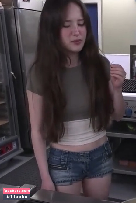 Tinakitten gallery photo #39