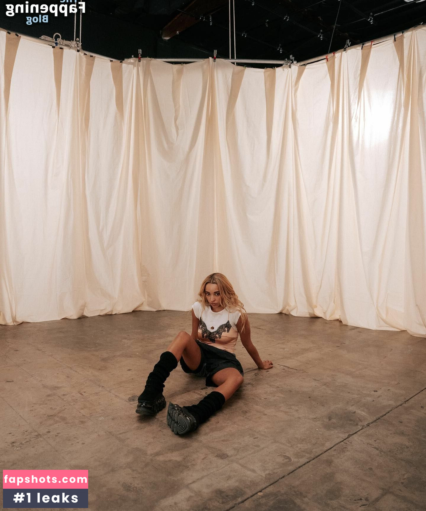 Tinashe gallery photo #138