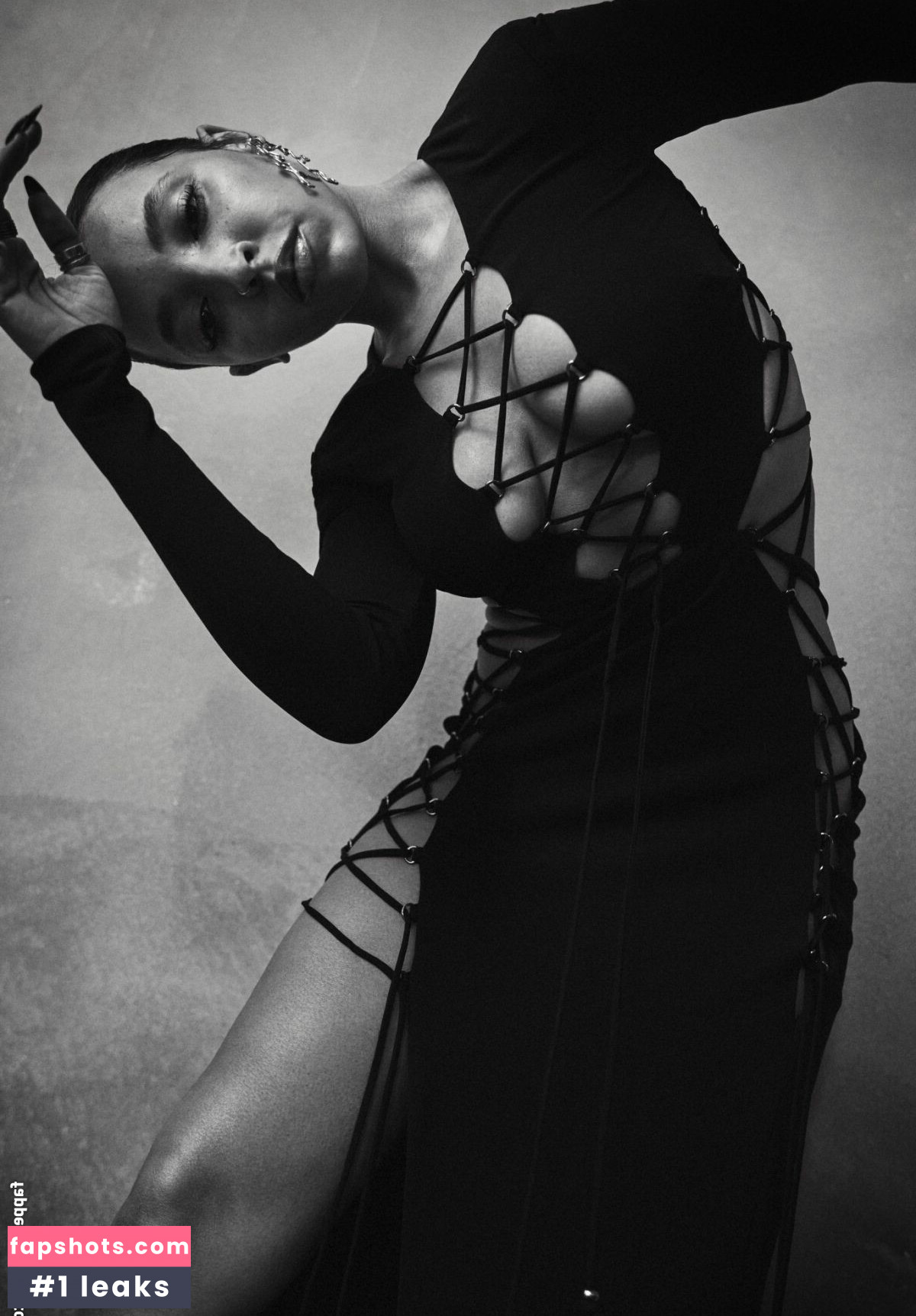 Tinashe gallery photo #162