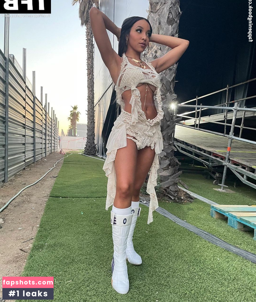 Tinashe gallery photo #183