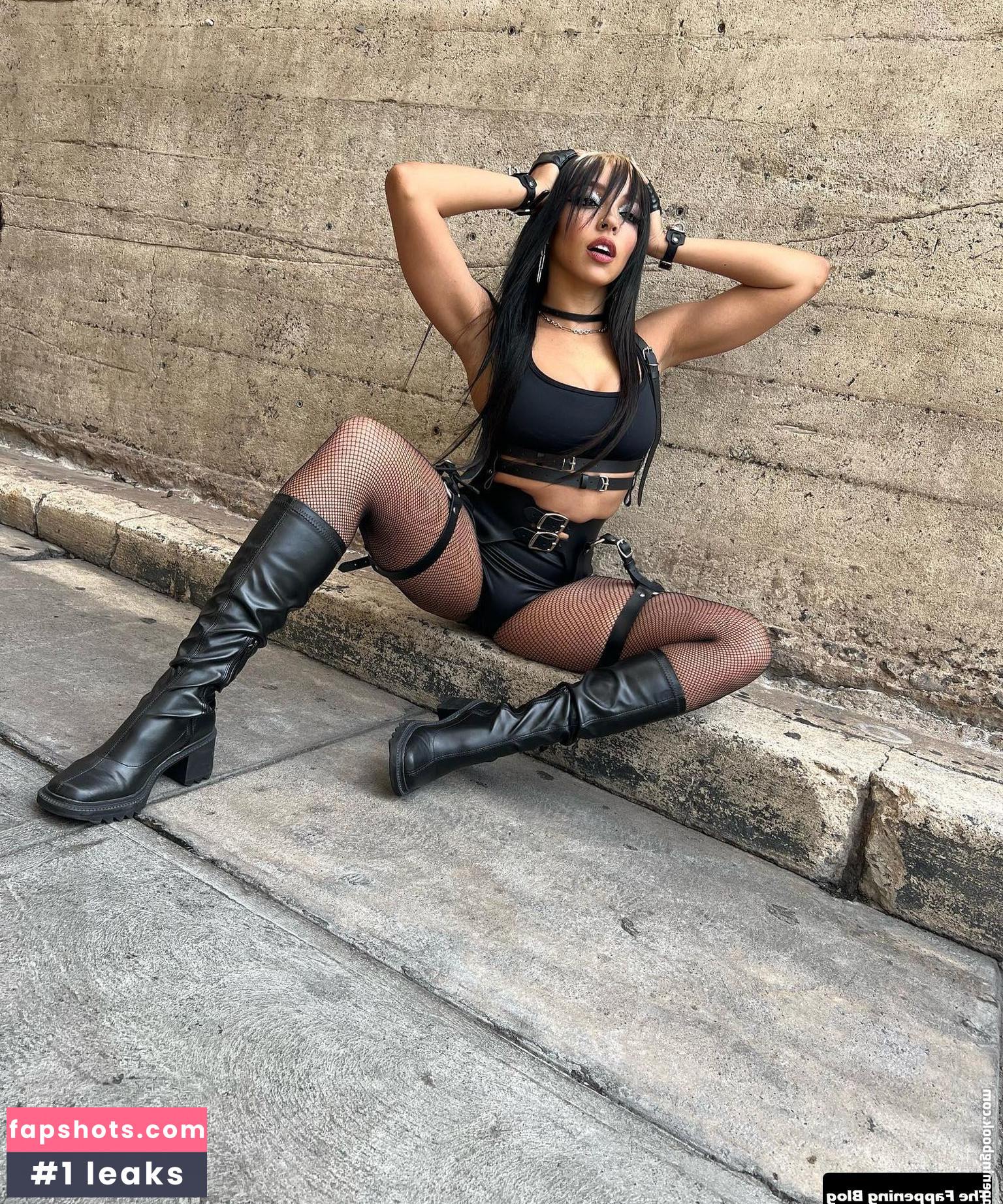 Tinashe gallery photo #191