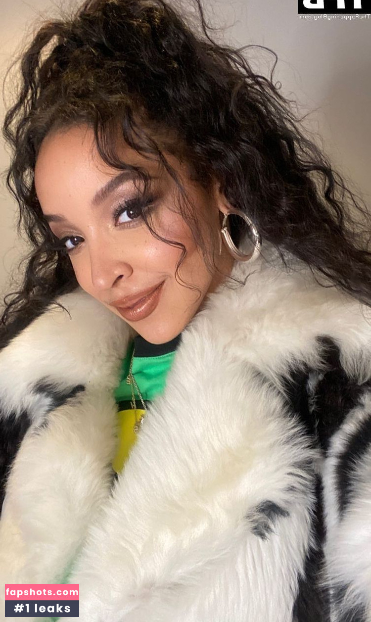 Tinashe gallery photo #256