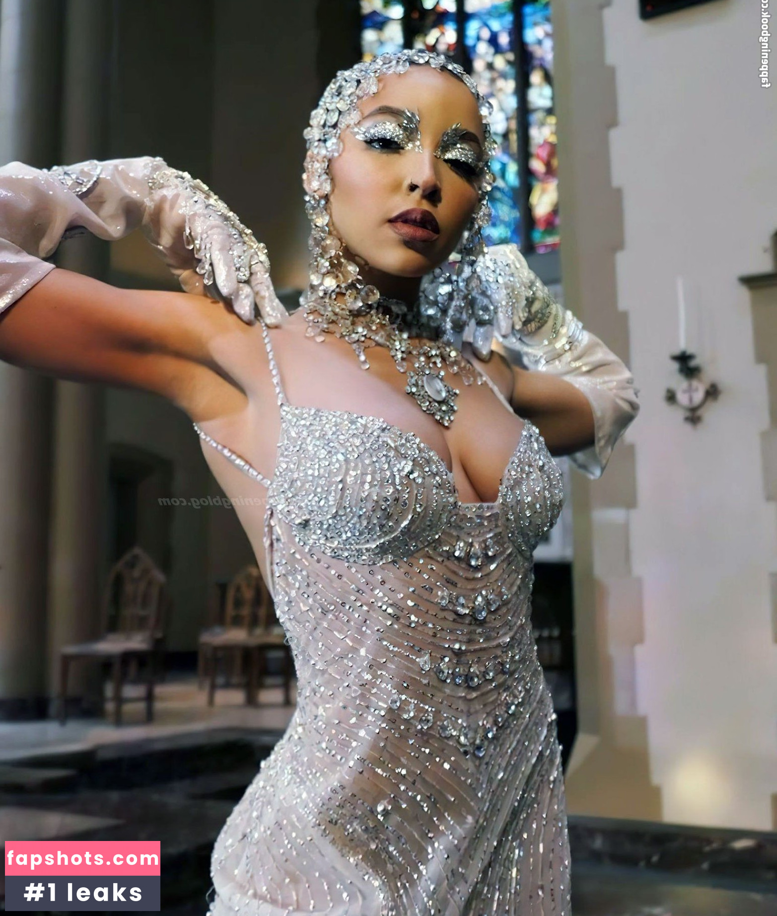 Tinashe gallery photo #309